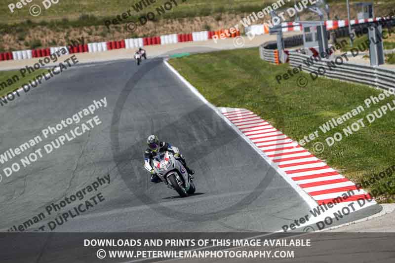 cadwell no limits trackday;cadwell park;cadwell park photographs;cadwell trackday photographs;enduro digital images;event digital images;eventdigitalimages;navarra;no limits trackdays;peter wileman photography;racing digital images;trackday digital images;trackday photos
